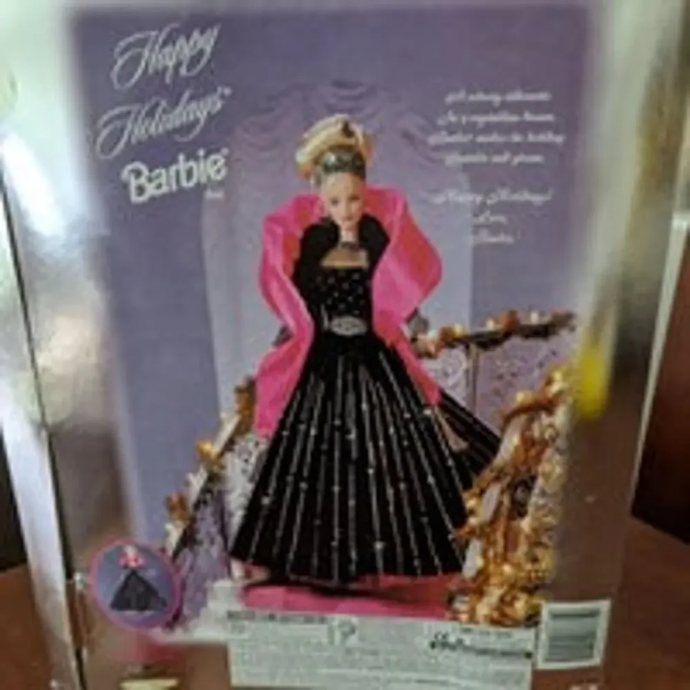 New 1998 Happy Holidays Barbie